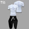 T-Shirt Bianca - Scritta Blu - Pantalone Nero